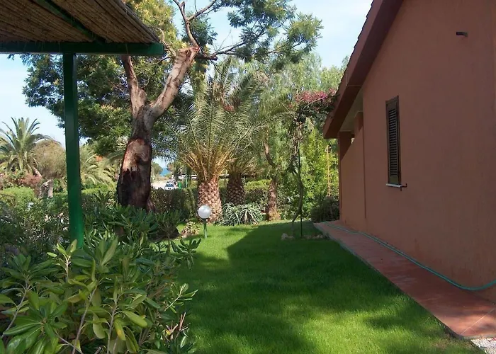 Casa Romana In Strandnaehe By Interhome
